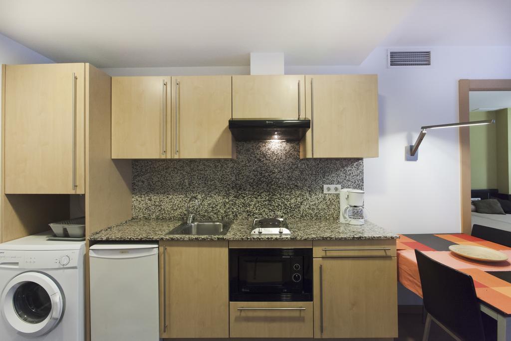 Apartaments Travessera-Parc Gueell บาร์เซโลนา ภายนอก รูปภาพ