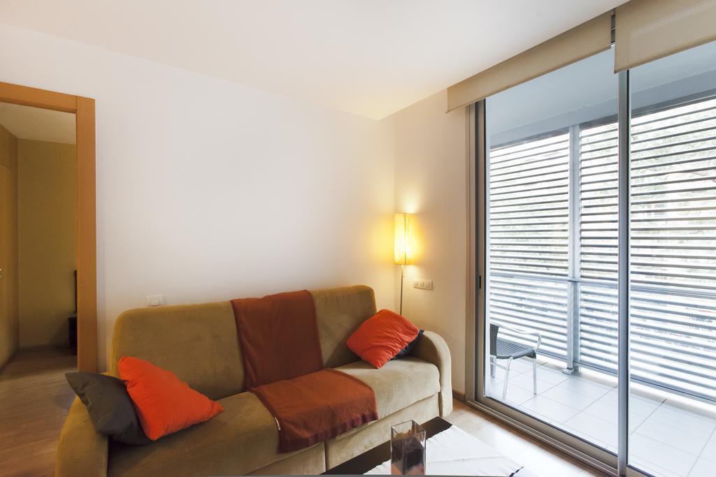 Apartaments Travessera-Parc Gueell บาร์เซโลนา ภายนอก รูปภาพ