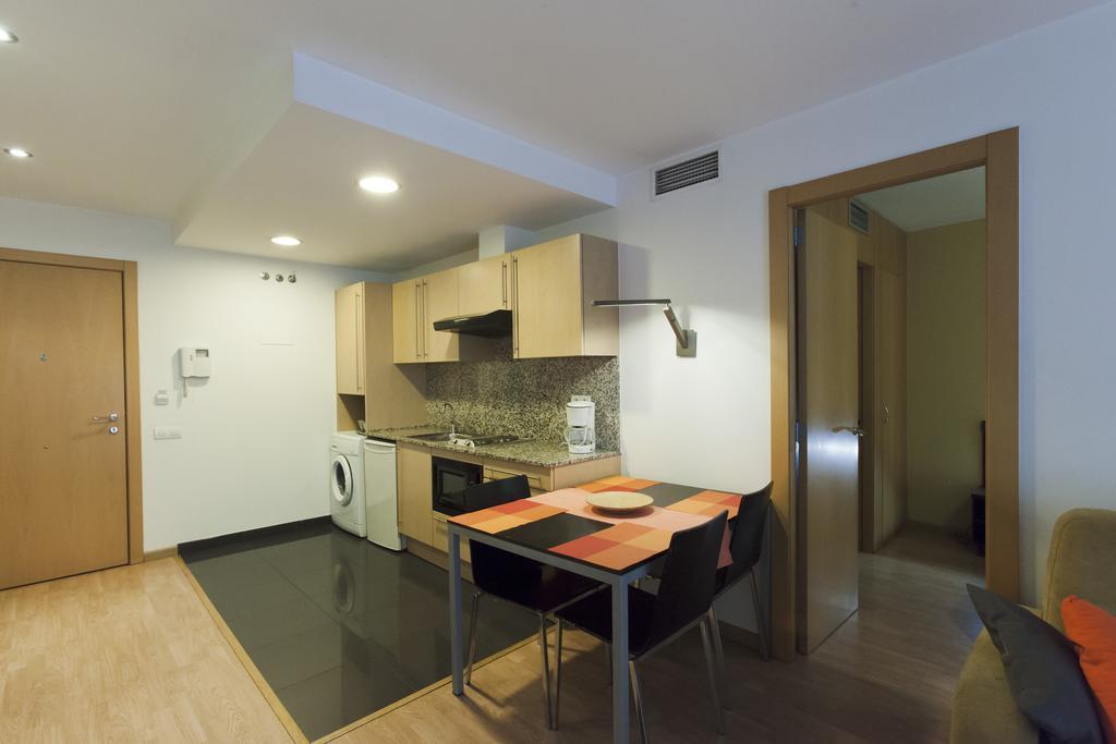 Apartaments Travessera-Parc Gueell บาร์เซโลนา ภายนอก รูปภาพ