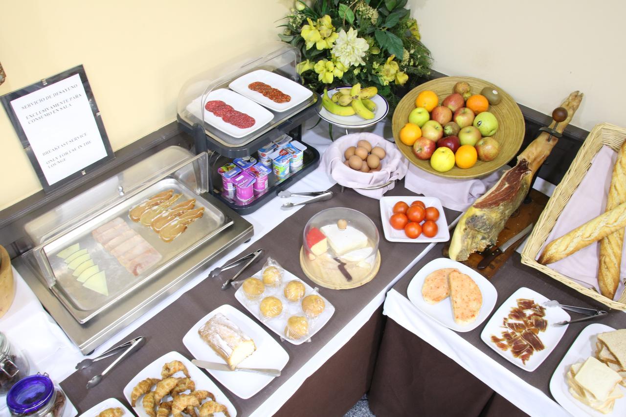 Apartaments Travessera-Parc Gueell บาร์เซโลนา ภายนอก รูปภาพ
