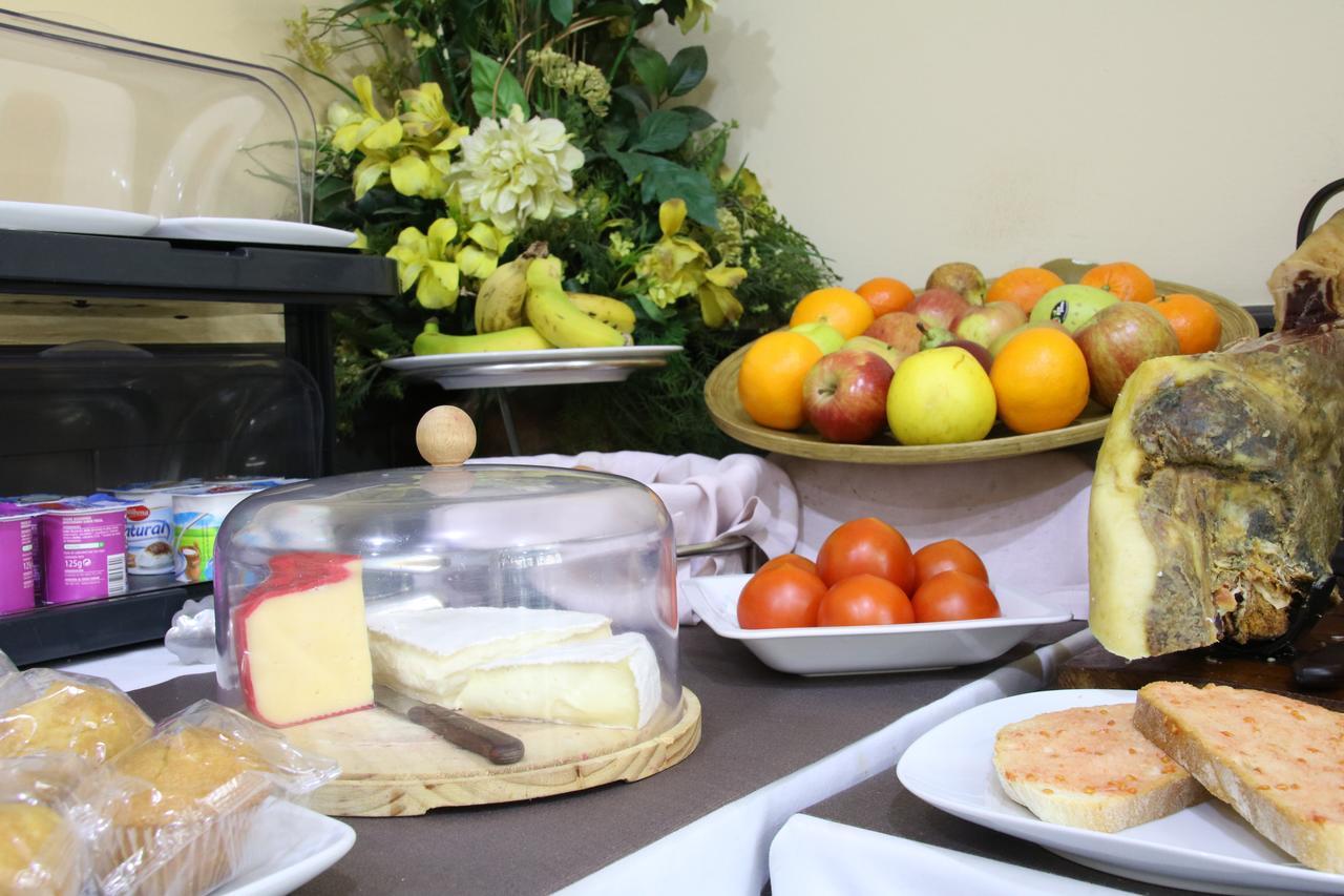 Apartaments Travessera-Parc Gueell บาร์เซโลนา ภายนอก รูปภาพ
